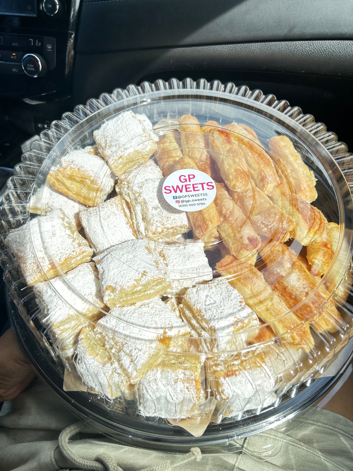 PARTY TRAY- QUESITOS & PASTELILLOS